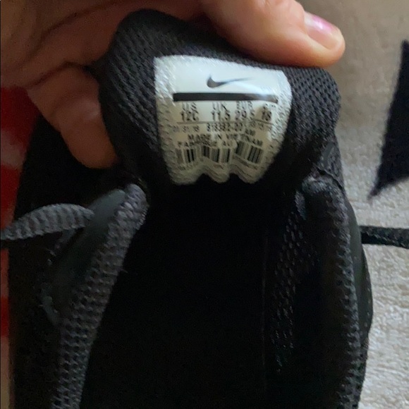 Nike - Picture 2 of 2